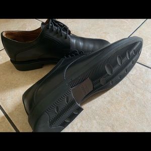 Johnston and Murphy 10.5